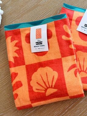 NWT Set of 2 Disney Mickey Mouse Beach Towels from The Big One